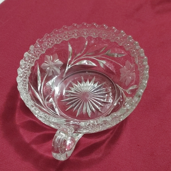 Crystal Nappy candy/nut dish w/ handle - Picture 2 of 5